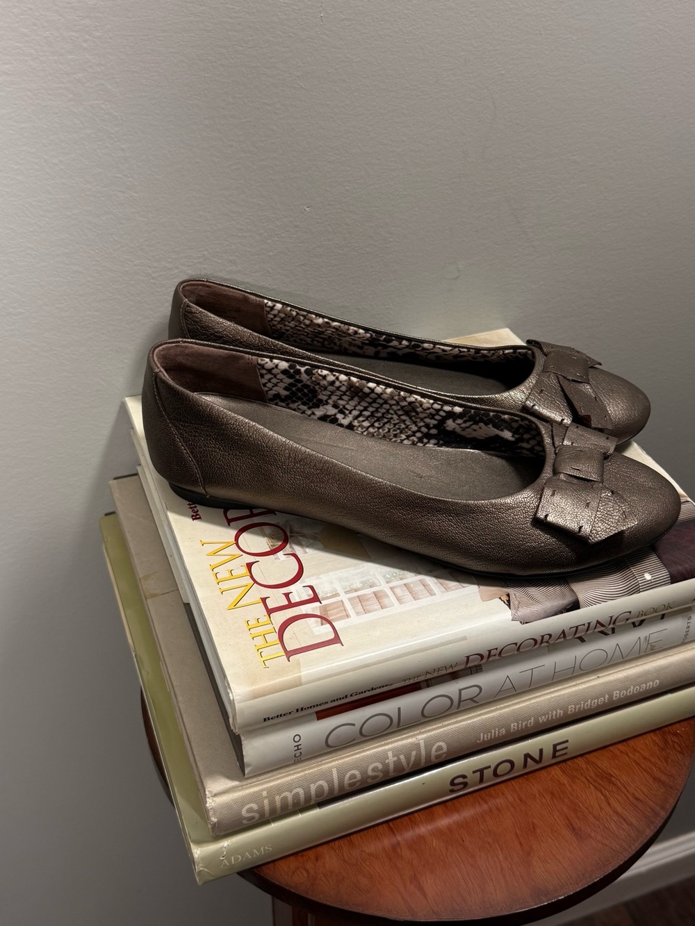 Clarks Brown Leather Bow-Accent Ballet Flats